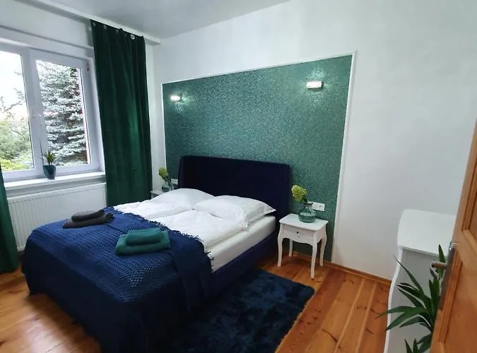 Pod Wieza Згожелец